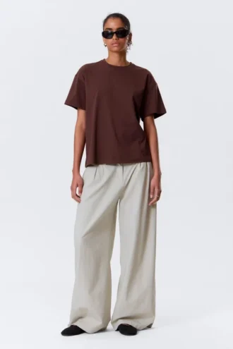 Afslappet, boxy bomulds-T-shirt – burgunder
