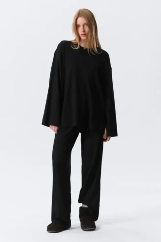 Afslappet langærmet jersey-top – sort