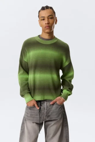 Afslappet strikket bomuldstrøje med space-dyed-effekt – grøn space-dyed