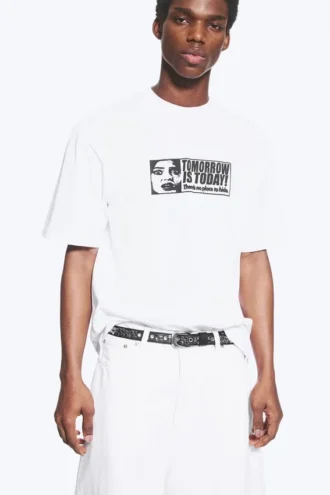Afslappet T-shirt med print – Hvid – Tomorrow is Today