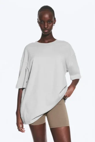 Afslappet T-shirt – støvgrå