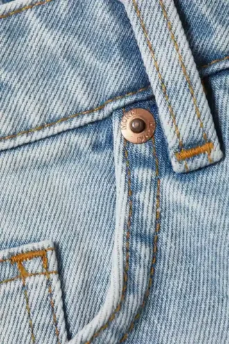 Aimo denimshorts med mellemhøj talje og lige ben – Venice Blue – Lys blå