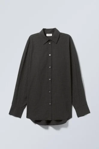 Almindelig poplin-skjorte – mørk sort