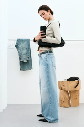 Ample lavtaljede, løse Jeans med brede ben – Kimberley Blue – Lys blå