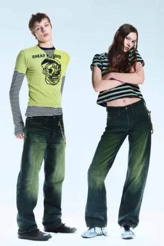 Anti Unisex lavtaljede Jeans med lige ben – Marine Green – Grøn | Cheap Monday Gb