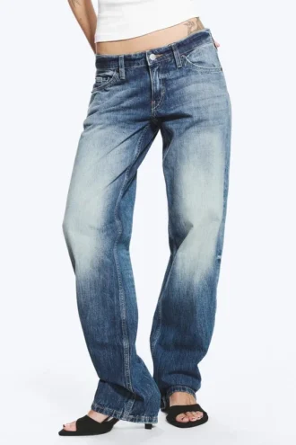 Arrow Low Rise Regular Straight Jeans – Board Blue – Medium Blue