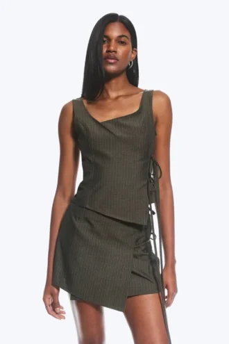 Asymmetrisk top med krydsede stropper – Dark Mole