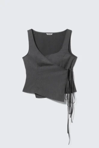 Asymmetrisk wrap-top med stropper – mørkegrå melange