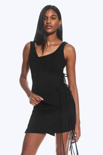 Asymmetrisk wrap-top med stropper – sort