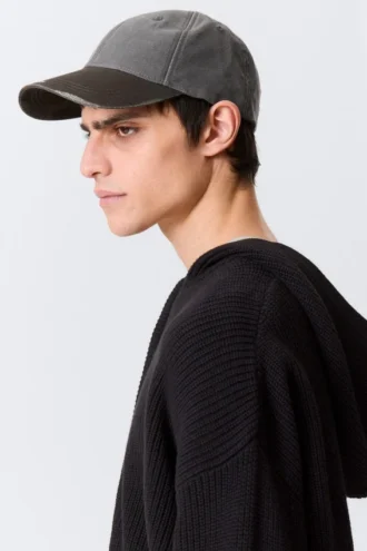 Baseballkasket i distressed bomuldscanvas – Grå – Trashed Camo
