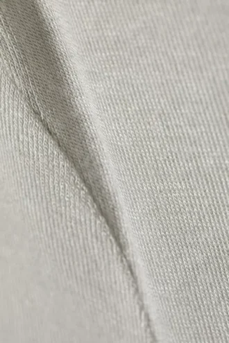 Blød, gennemsigtig T-shirt med tætsiddende pasform – Dusty Mole