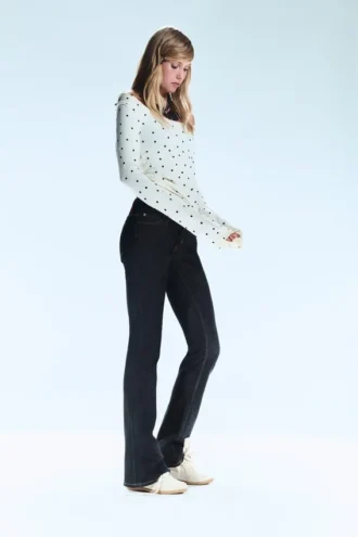 Booty Bei lavtaljede skinny bootcut-Jeans – Blue Rinse – mørkeblå | Cheap Monday Gb