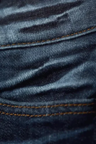 Booty Bei lavtaljede skinny bootcut-Jeans – Mabel Blue – mørkeblå | Cheap Monday Gb