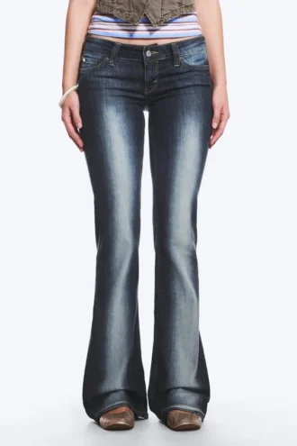 Booty Bei Low Rise Skinny Bootcut Jeans – Blue Spray – Mørkeblå | Cheap Monday Gb