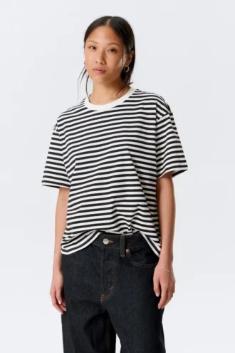 Boxy bomulds-T-shirt – sorte og hvide striber