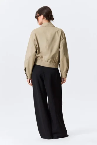 Boxy bomuldsjakke med lynlås – beige