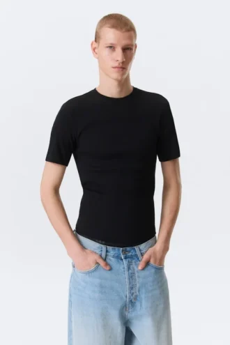 Boxy Slim Fit Ribbed T-shirt – Sort