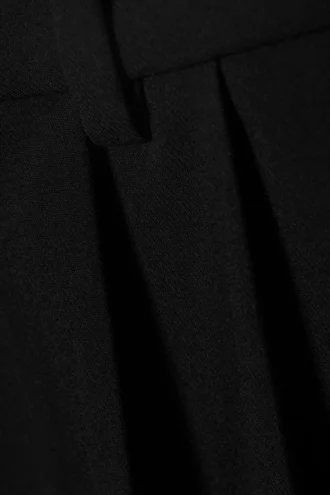 Bredt plisserede skræddersyede Shorts – sort