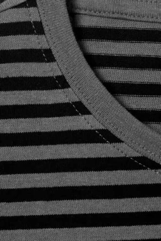 Carla Slim Fit T-shirt – støvet grå
