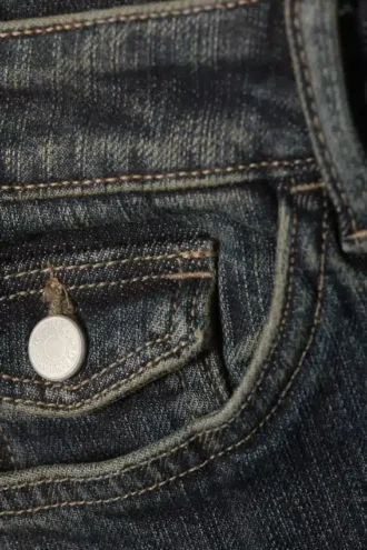 Cheri lavtaljede jeans med udvidede ben – Desert Blue
