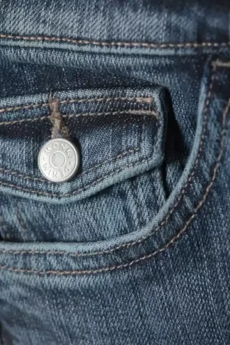 Cheri lavtaljede jeans med udvidede ben – Sunset Blue