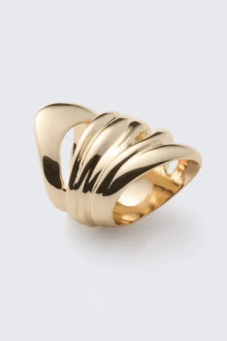 Chunky organisk skulpturel ring – Guld