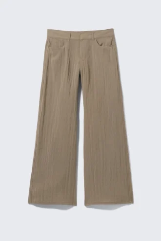 Crinkle-bukser med lav talje og løs pasform – beige