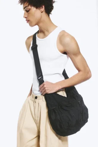 Crossbody-taske med lomme – sort