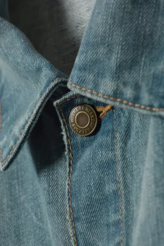 Denim-truckerjakke i regular fit – støvet cyan