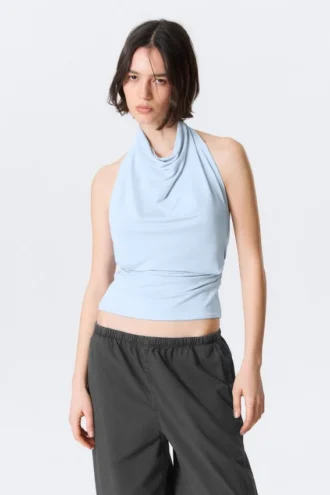 Draperet halterneck-top – lyseblå