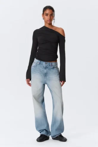 Drapet asymmetrisk Lyocell-top – sort