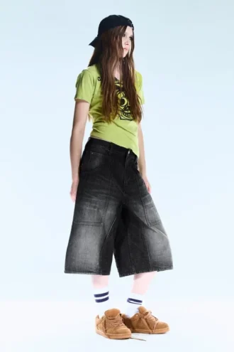 Dunno Unisex Loose Fit Carpenter Jorts – Black Web – Black | Cheap Monday Gb