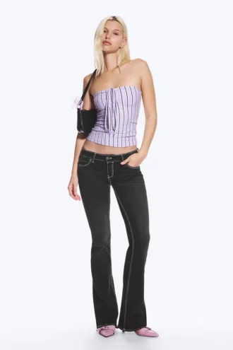 Fancy Booty Bei Low Rise Skinny Bootcut Jeans – Polly Black Print – Sort | Cheap Monday Gb