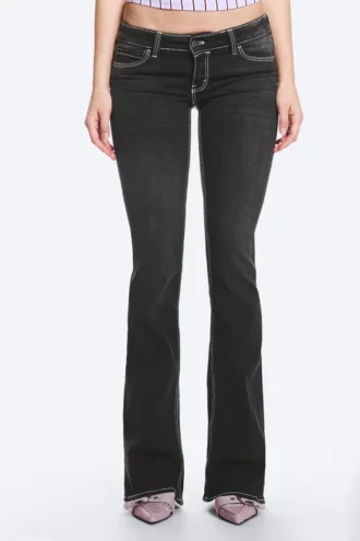 Fancy Booty Bei Low Rise Skinny Bootcut Jeans – Polly Black Print – Sort | Cheap Monday Gb