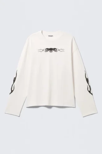 Fantastisk, boxy t-shirt med print og lange ærmer – hvid – Skull Flame