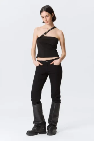 Faustina C One-Shoulder Buckle Suiting Top – Sort