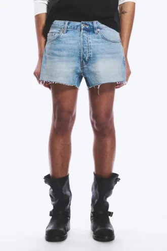 Gravity Mid Rise Loose Denim Shorts – Kimberley Blue – Lys blå