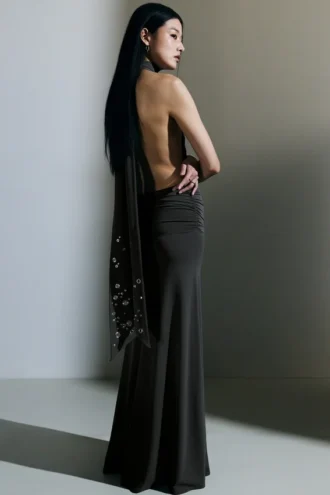 Halter-maxi-kjole – mørkegrå