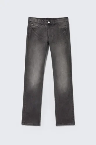 Issue Low Waist Slim Tapered Jeans – Rubby Black | Cheap Monday Gb
