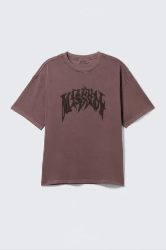 Kasseformet T-shirt med print – Mørkerød