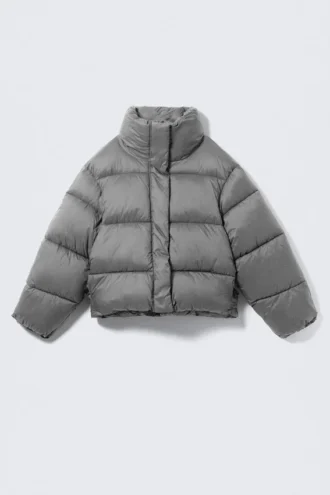 Kort oversized pufferjakke – grå
