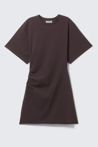 Kortærmet mini-T-shirt-kjole – mørkebrun