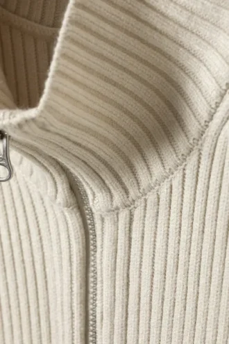 Laila lang cardigan med lynlås – Light Mole