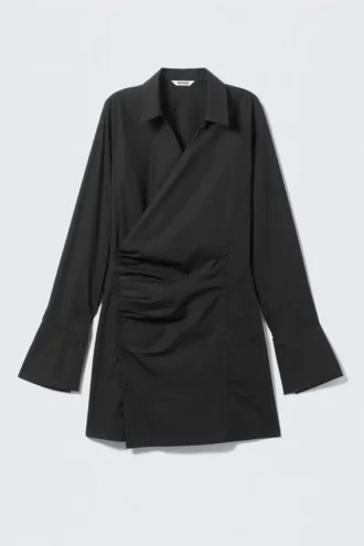 Langærmet asymmetrisk mini-skjortekjole – sort
