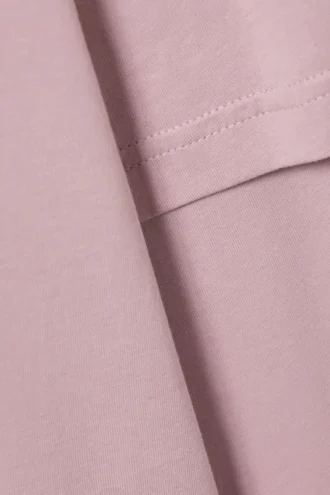 Langærmet bomuldst-shirt i lag-på-lag-look – lys støvet lyserød
