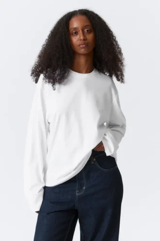 Langærmet, boxy bomulds-T-shirt – hvid