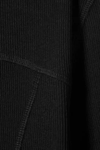 Langærmet mesh-top med høj hals – Sort