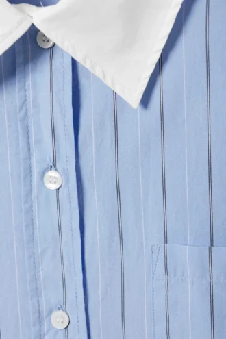 Langærmet oversized poplin-skjorte – stribet lyseblå