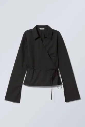 Langærmet poplin-skjorte med krydsning – Sort