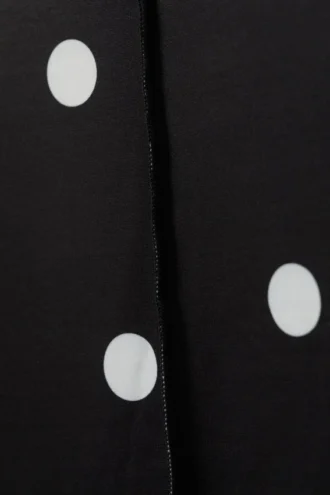 Langærmet top i slim fit – sort